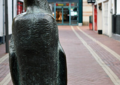 Kunstwerk met daarachter de Kroonpassage